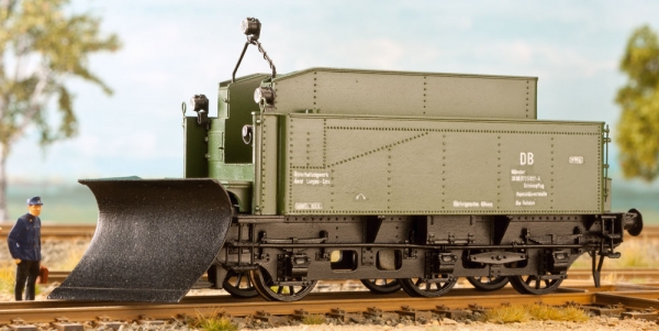 Weinert 4411 - Schneepflug mit Tender T16,5 und RP 25-Rädern