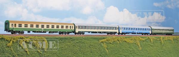 ACME AC553322 - 4-tlg. Set Personenwagen "Hoek van Holland - Warszawa Express" der DR