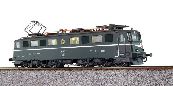 ESU 31530 - E-Lok AE6/6 11402 Uri der SBB, dunkelgrün ESU 31530 - E-Lok AE6/6 11402 Uri der SBB, dunkelgrün