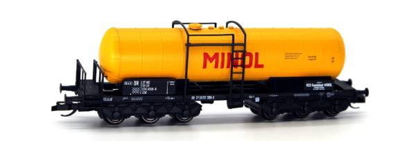 Karsei 23084 - 6-achsiger Kesselwagen ZZd  "MINOL" der DR