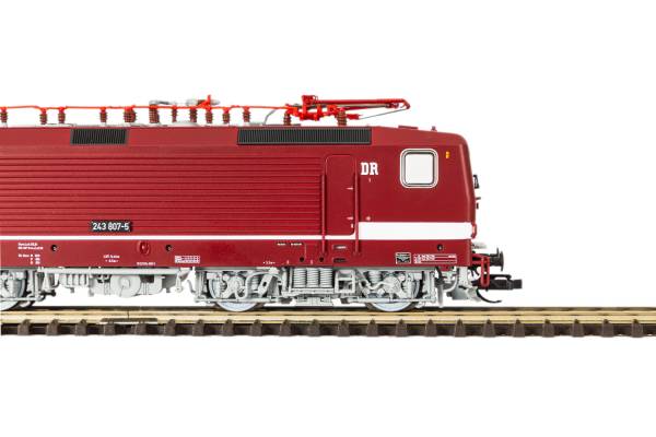 PIKO 47816 - TT E-Lok BR 243 der DR