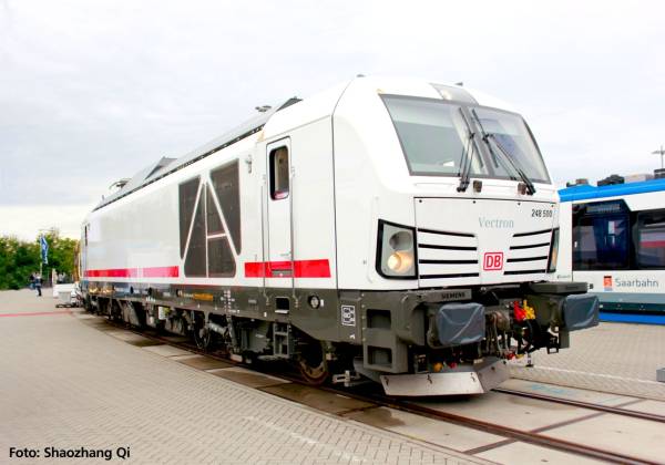 PIKO 52115 - Hybrid-Lok BR 248 IC der DBAG PIKO 52115 - Hybrid-Lok BR 248 IC der DBAG